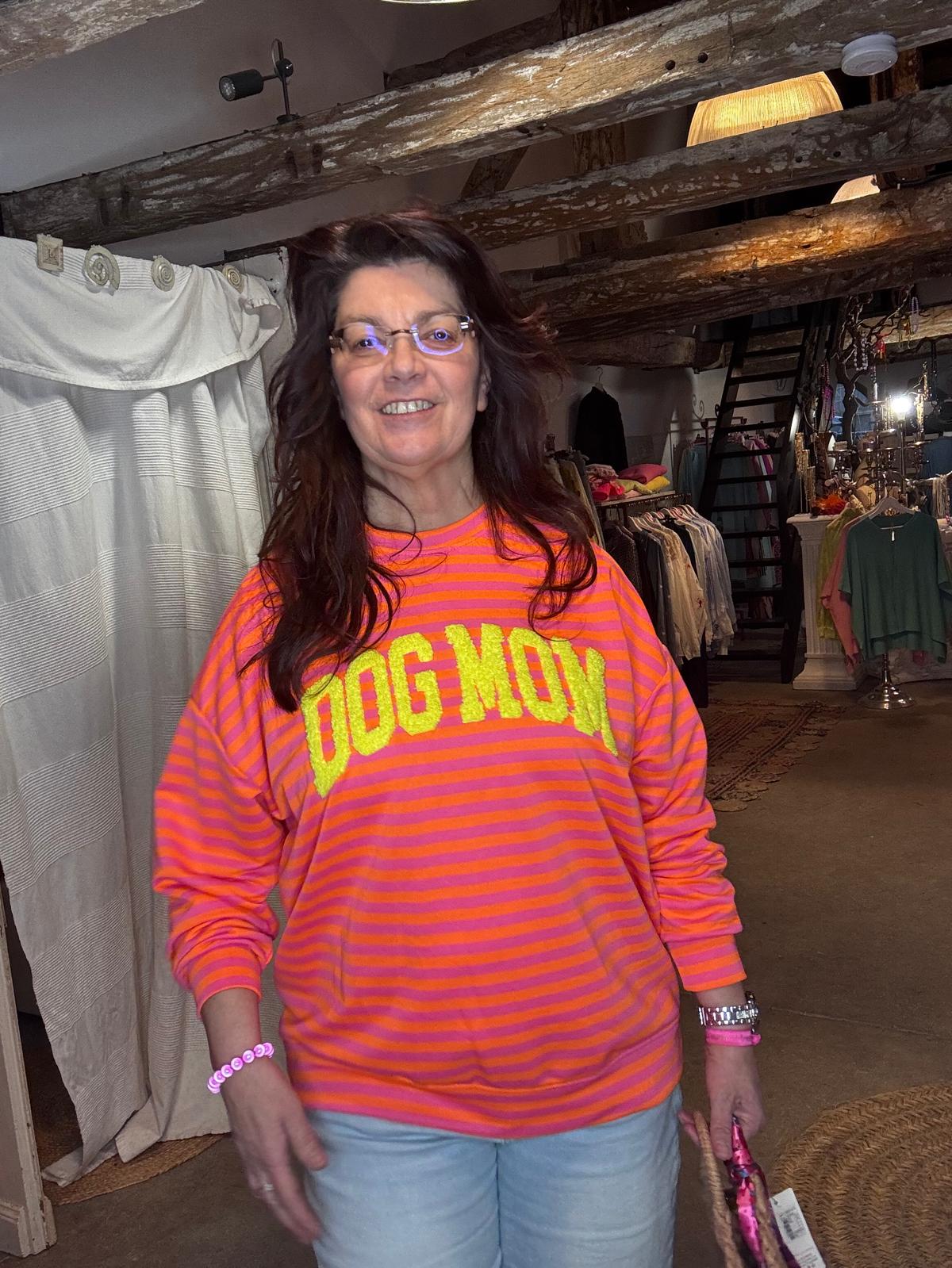 Sweater "Dog Mom"
