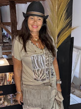 Lade das Bild in den Galerie-Viewer, Shirt &quot;Laura&quot;
