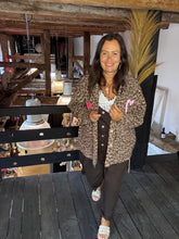 Lade das Bild in den Galerie-Viewer, Jacke &quot;Believe&quot;
