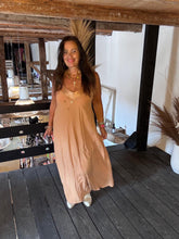 Lade das Bild in den Galerie-Viewer, Jumpsuit &quot;Nelia&quot;
