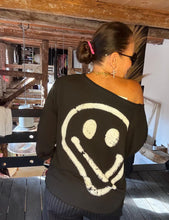 Lade das Bild in den Galerie-Viewer, Sweatshirt &quot;Smile&quot;
