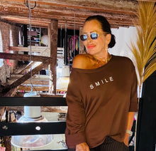 Lade das Bild in den Galerie-Viewer, Sweatshirt &quot;Smile&quot;
