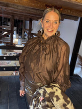 Lade das Bild in den Galerie-Viewer, Bluse &quot;Ira&quot;
